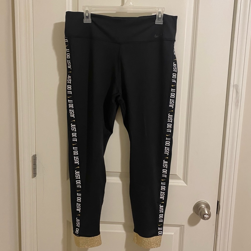 Nike leggings